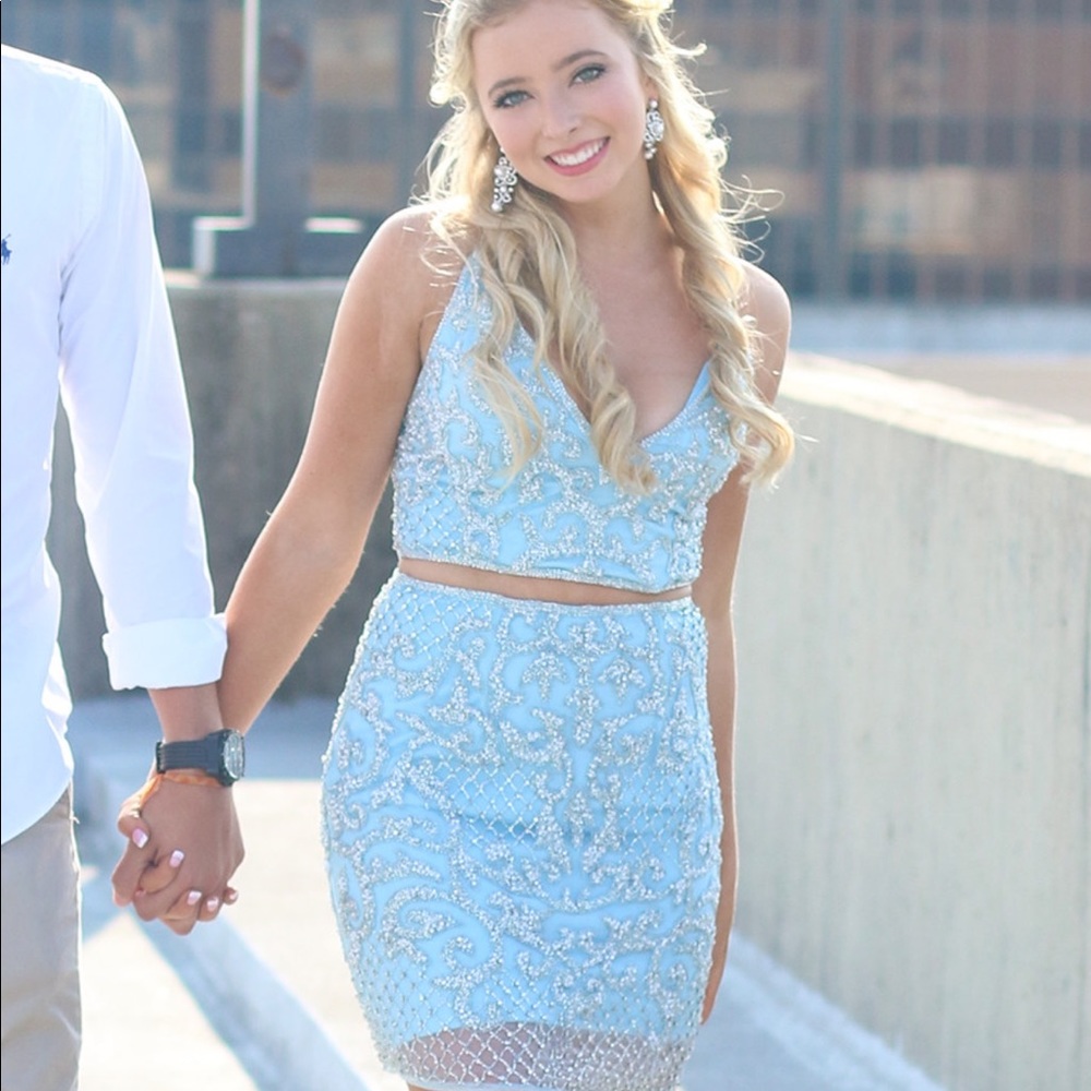 Beautiful Primavera Couture dress